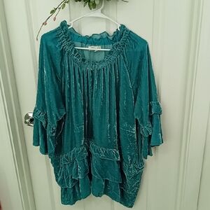 A Rare Bird velvet Turquoise Top/Tunic